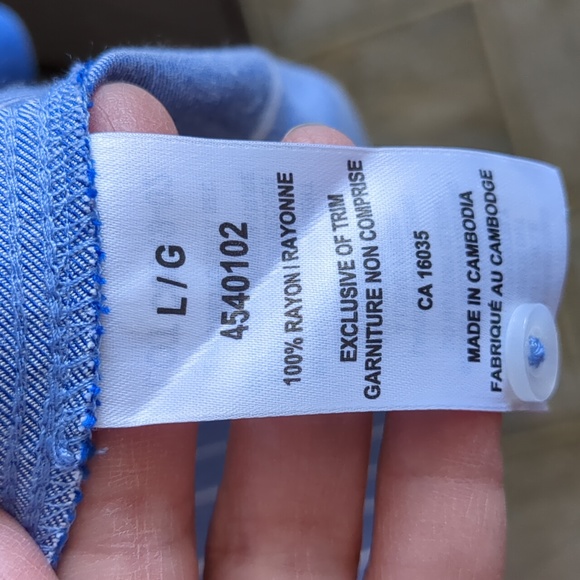 Shirt - Picture 4 of 4